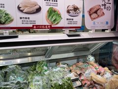 -盒马鲜生(红莲店)
