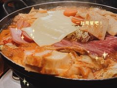 泡菜五花肉锅-炙韩料理·部队锅专门店