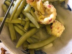 -老鼎万春卤菜(鹭湖宫8区店)