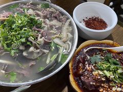 -小杨翘脚牛肉