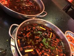 特色红油锅-川道拐耗儿鱼(置信路店)