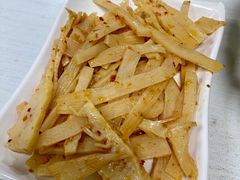 -龙香记桂林米粉(东扬威街11号楼店)