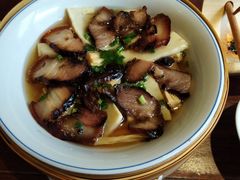 酱肉冬笋蒸腐竹-大牌大·传统杭帮菜(湖滨店)