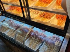 -哈尔滨小酒馆·鲜肉现穿自助烧烤(康新花园店)