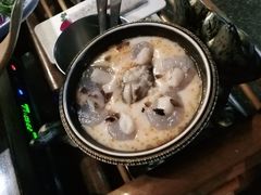 -老牌坊云南鱼豆花火锅(哈西万达店)