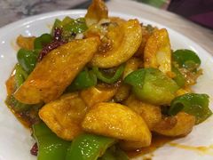 -江城燕子大排档(江汉路步行街店)