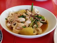 -大树下海鲜饭店