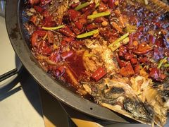 -鸣记脆皮烤鱼·海鲜烤鱼(三八广场店)