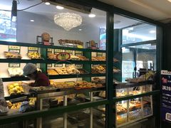 面包甜点陈列柜-南来顺饭庄·清真(南菜园店)