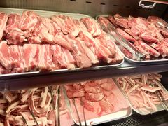 -江南猪肉商会无限续吃(弘大店)
