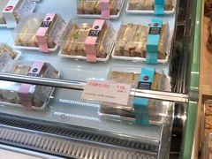 -85度C(生甜甜圈研究工坊·上海局门店)