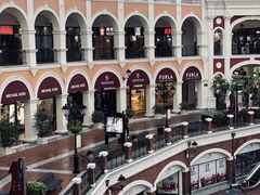 -佛罗伦萨小镇广佛名品奥特莱斯(疏港路店)