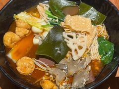 -万记麻辣烫国展总店