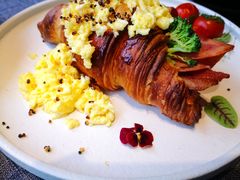 -HIGH FIVE哈福手工汉堡(桂林路店)