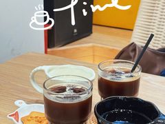 -逗号咖啡(信义荔山公馆店)