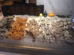 -鲤鱼洲酒店港鲤咖啡厅