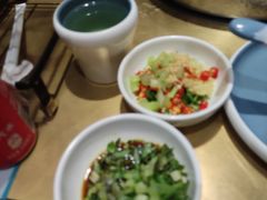 -左庭右院鲜牛肉火锅(金山万达店)