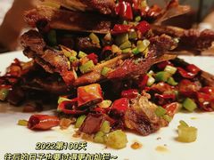 手抓扇子骨-醉美东江·三文鱼