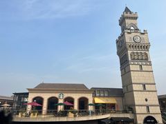 -王府井奥莱临潼小镇(临潼店)