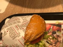 -The Habit Burger Grill 哈比特汉堡(复兴soho店)