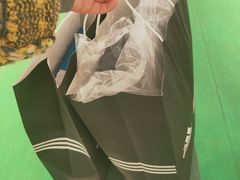 -阿迪达斯(武林银泰三叶草店)