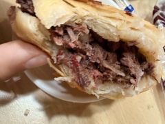 -闫家驴肉老店(华电一校店)