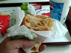 -华莱士·全鸡汉堡(艳粉店)