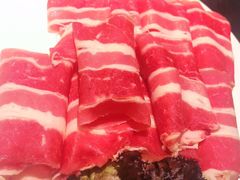 雪花牛肉-捞王猪肚鸡火锅(财富中心店)