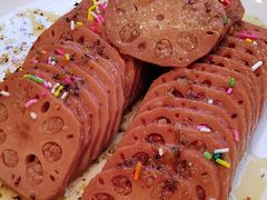 -涨巢·潮玩水疗局