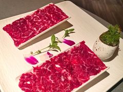 -左庭右院鲜牛肉火锅黑金店(陆家嘴中心店)