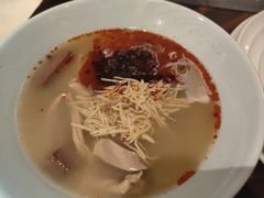 -君来湖滨饭店·玫瑰园