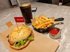 -必胜客(世欧广场店)