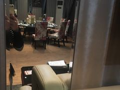 -老街坊美食汇(玉兰大街店)