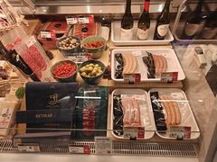 -MEAT MATE 鲜食肉铺(颐堤港店)