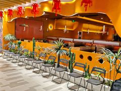 -黑金·寻焰自助百汇(中街店)