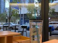 靠窗位-星巴克臻选(深圳嘉里建设广场店)