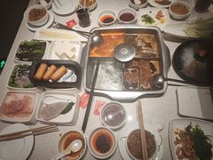 -海底捞火锅(杭州庆春路夜宵主题店)
