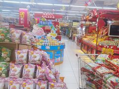 -家乐福(四元桥购物中心店)