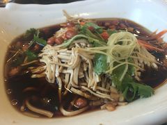 老季市私家菜馆(工农路店)-老季市·三代非遗传承·地标美食老汁鸡(工农路店)