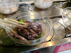 -百品聚旋转火锅(万德庄店)