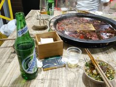 -渝嘴小老弟老火锅(华新村店)