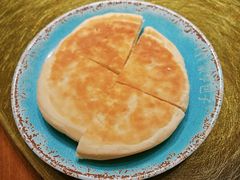 酸奶饼-蒙亨·手把肉·蒙古包文化主题餐厅(天恒广场店)