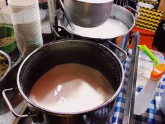 -清真老马家国华牛奶鸡蛋醪糟(正宁路店)