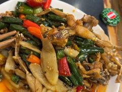 -鸿顺老铁锅美蛙鱼府(解放碑店)