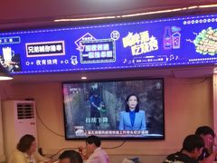 -海盗船. 龙虾烧烤. 酒馆