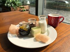 -昆山琶拉帝诗酒店·河畔咖啡厅Riverside Cafe