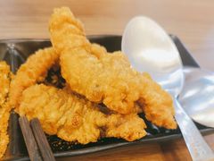 -煲仔皇腊味煲仔饭(经四万达店)