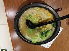 香菇鸡块米线-滇越乘象云南餐厅(次渠店)