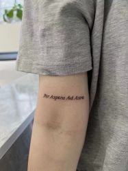 -明星刺青·洗纹身