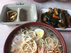 -亮亮拉面(师范路店)